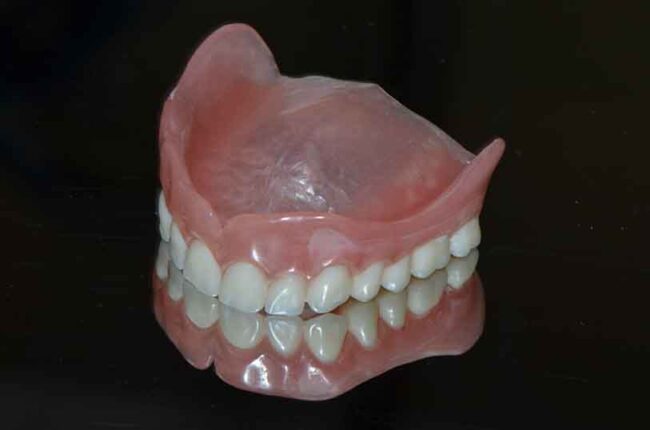Damak Diş Protez Diş